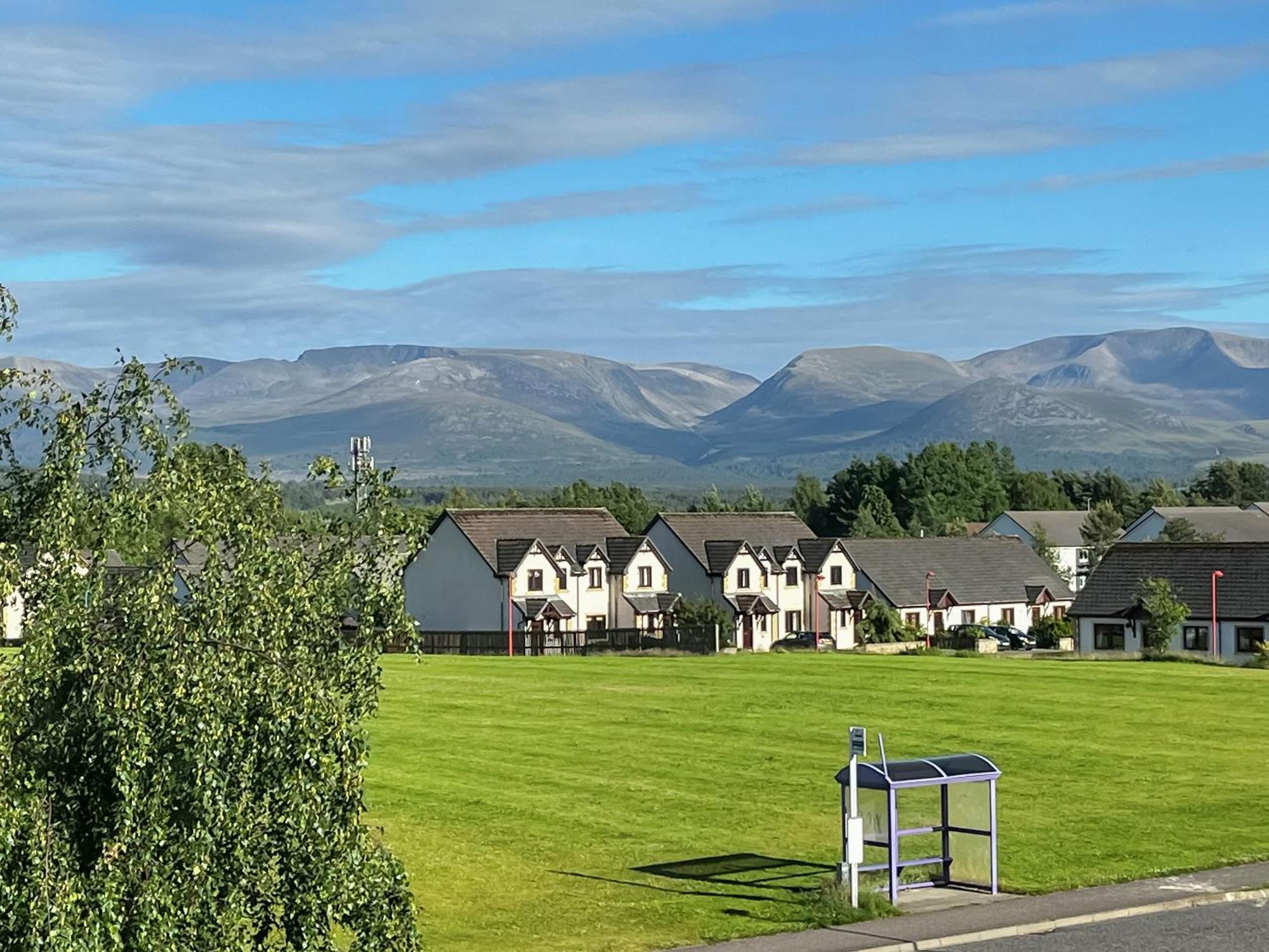 The View At No10 Villa Aviemore Esterno foto